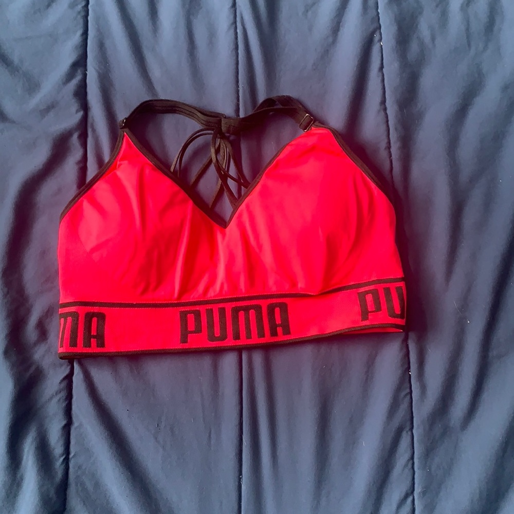 Puma Limited edition Black/Neon Pink Sports Bra 💗
